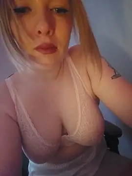 Katy_Brie live