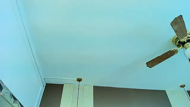 Tiifany_Baker live