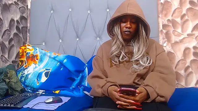 BeautyInBlackX live