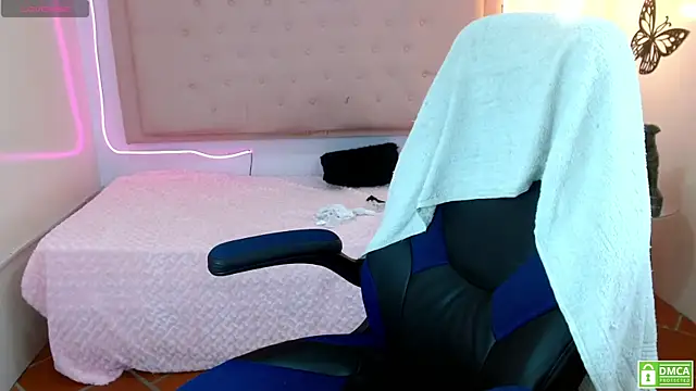 rose_veronica live