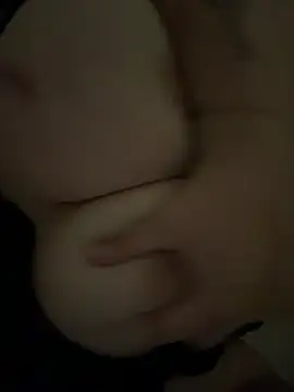 hotcurvyhot live