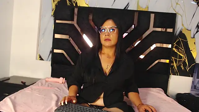 alessiaqueencs live