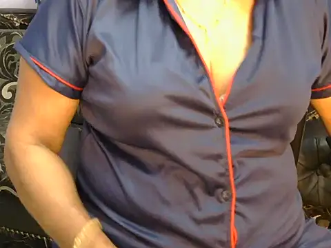 mallu_maya_dev live