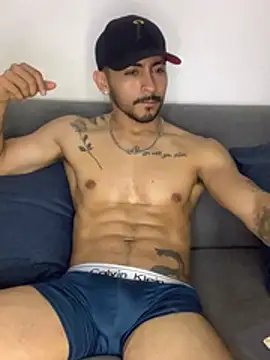 NicolasChest_xxx live
