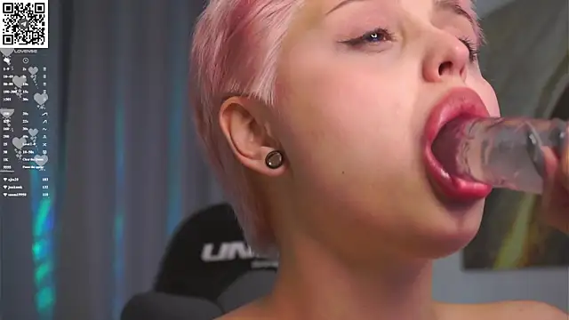 Emmy-Brooks live