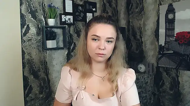NicoleAura live