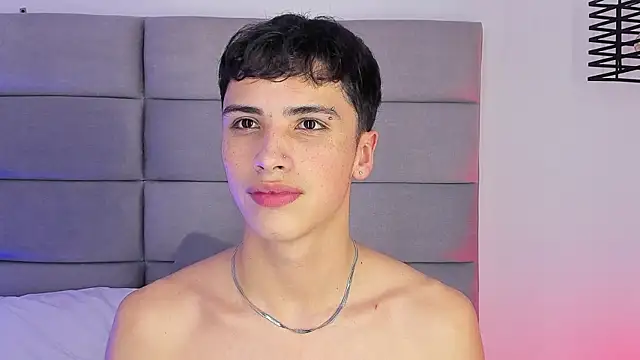 JoshClaarktt live