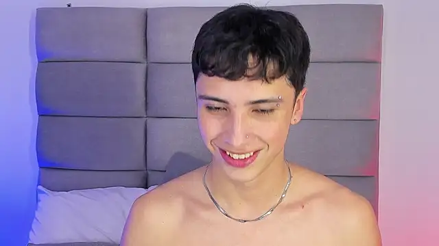 JoshClaarktt live