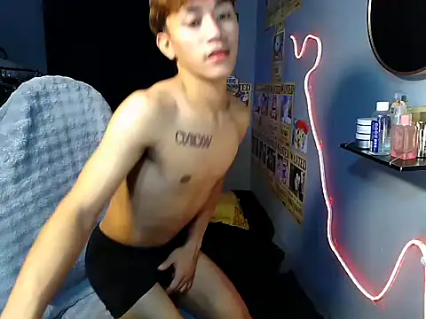 naughtyboyloy_0 live