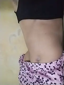 PRIYAGIRLHOT live