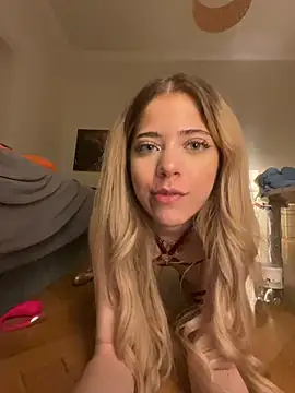 MelliMoon profile
